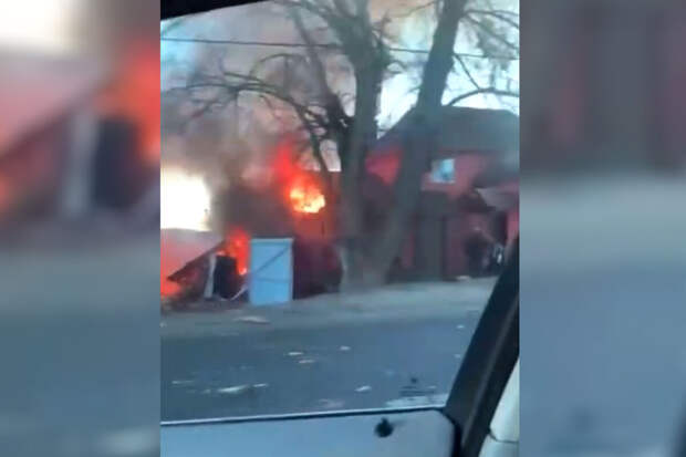 На видео попали последствия падения дронов ВСУ, сбитых в Подмосковье