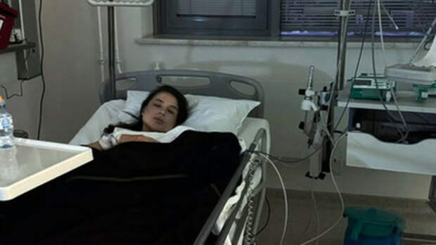 Беременную Лерчек экстренно прооперировали