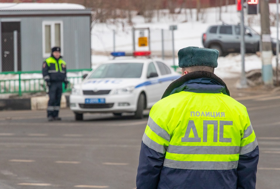 Водитель грузовика сбил насмерть пешехода на Часовой