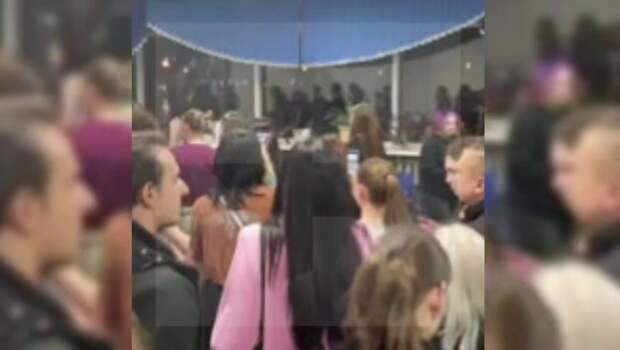 Выступление рэпера ЛСП в Краснодаре остановили, зрителей вывели на улицу