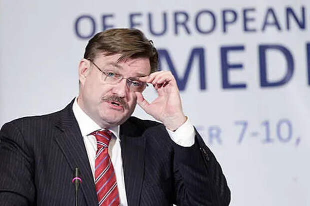 Захарова назвала журналиста-иноагента Киселева «киевскорежимным нюхачом»