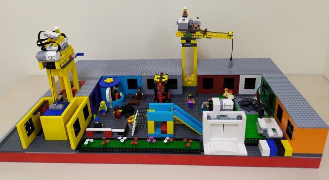 LEGO