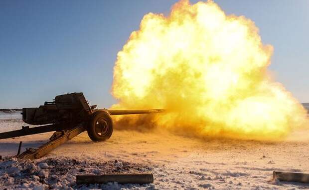 Наши всерьез нацелились на Павлоград и Днепропетровск, но в «деревне дураков» делят медальки «За взятие Москвы»