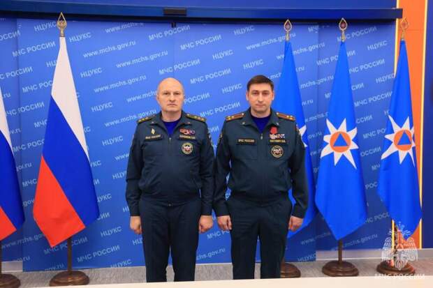 Алексaндр Куренков вручил государственные награды личному составу ведомства