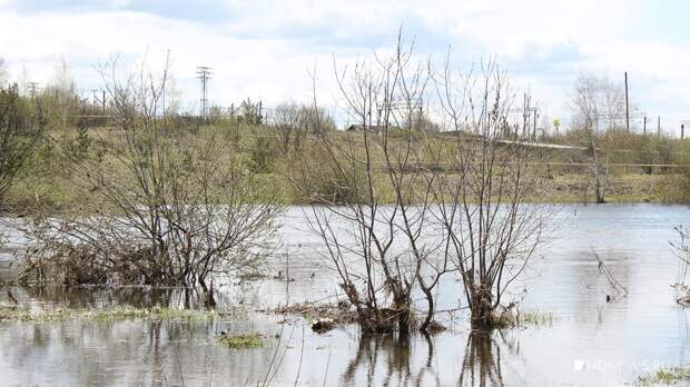 Под Нижним Тагилом вышла из берегов река Межевая Утка