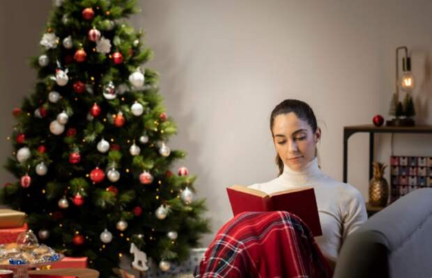 Библиотекарь Дарья Некрасова рекомендовала книги с зимней атмосферой