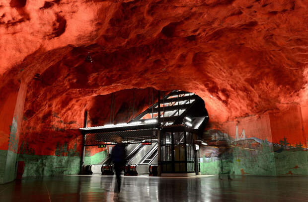 Самые впечатляющие станции метро в Европе metrostations 3 Самые впечатляющие станции метро в Европе