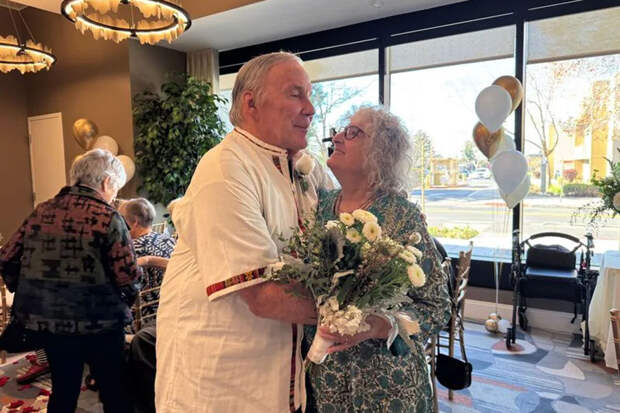 В США пенсионер забыл, что женат, и сделал предложение супруге спустя 39 лет