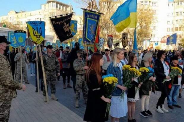 «Полторы калеки» за «Галичину» – убийцы Бузины и друг Макаревича