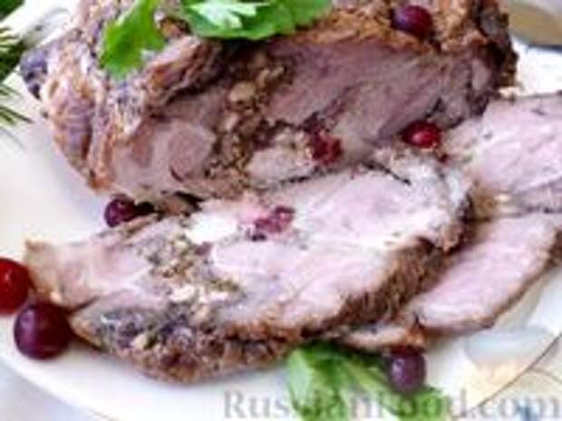 Фото к рецепту: Буженина "Мясное ассорти" (из свинины, говядины и курицы)