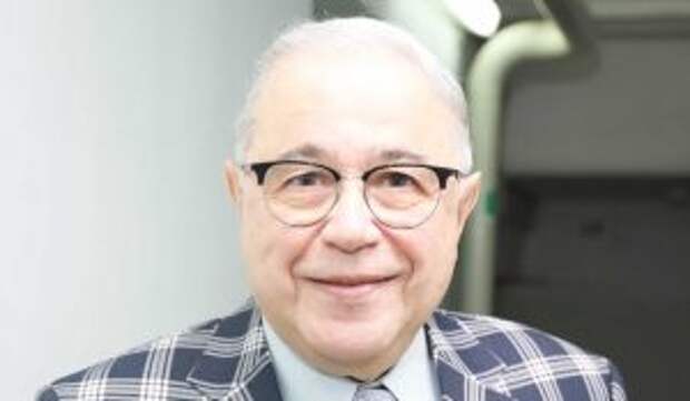 Щекастый сын Петросяна довел россиян до экстаза: Копия!