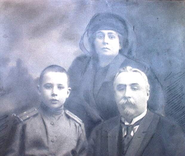 Аркадий Кошко с семьей - Каменный лес Stone Forest