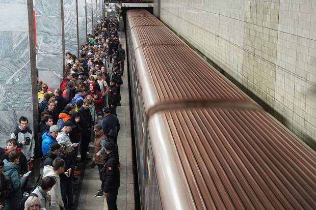 Пассажир выплатит компенсацию Московскому метрополитену за падение на пути