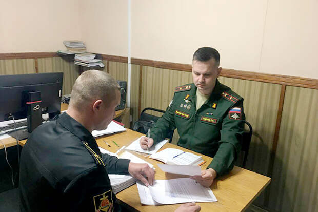 В Балтийске военнослужащие 261 ВАИ провели проверку работы должностных лиц по предупреждению ДТП