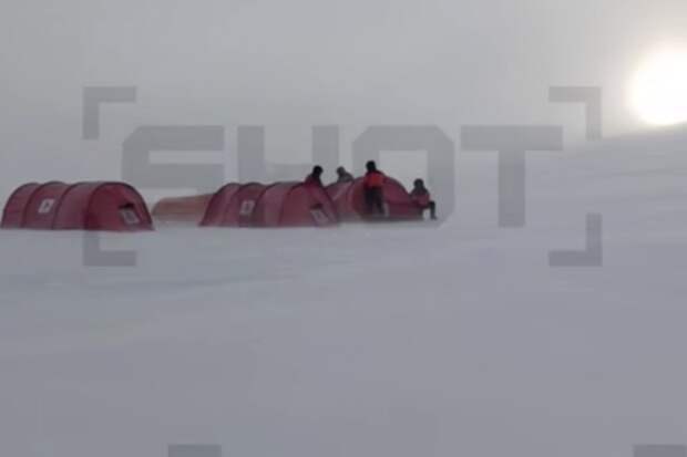 Shot: в Антарктиде альпинисты из РФ застряли на вулкане Сидли