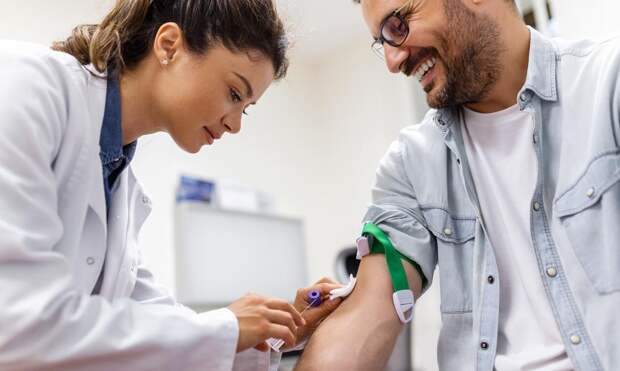 Что скрывает ваша кровь: какие болезни может выявить биохимический анализ