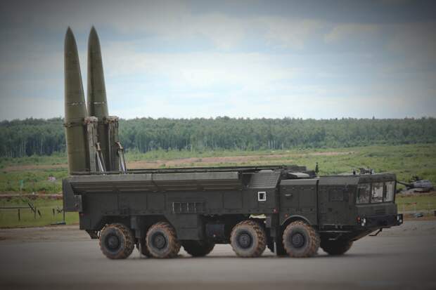 Оперативно-тактический ракетный комплекс ОТРК "Искандер". Время развёртывания: до 30 минут.