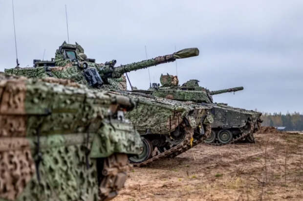 Дания на фоне угроз Трампа отправила в Гренландию военную технику