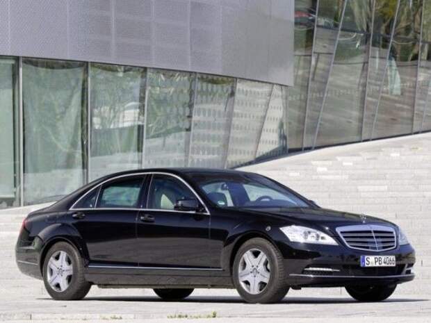 Cadillac Escalade ESV - роскошней не придумаешь. Cadillac Escalade ESV роскошней не придумаешь