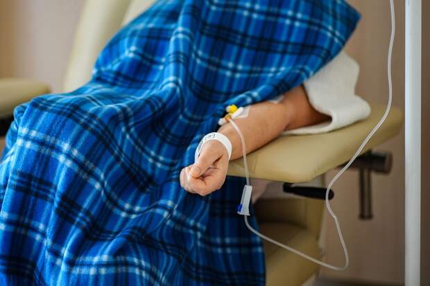 Глава ВСС Уфимцев: лечение рака в России стоит несколько миллионов рублей