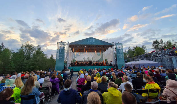 «Вау, как круто»: музыкальный фестиваль Ruskeala Symphony прошел в Карелии пятый раз