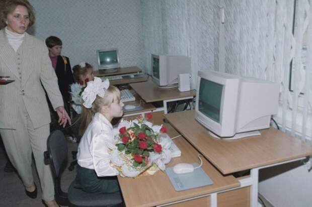 20 век : Чем запомнился 1998 год в истории России?
