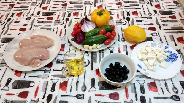 Летний салат Брут. Убийца цезаря, быстро и вкусно Летний салат, Овощи, Курица, Заправка, Видео, Длиннопост, Видео рецепт
