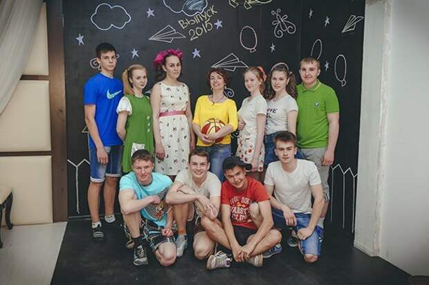 Славяна Николаева с учениками