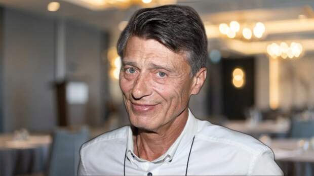 «Ему не нужна была верность»: многодетный отец Анатолий Лобоцкий так и не нашел любовь, меняя жен и любовниц