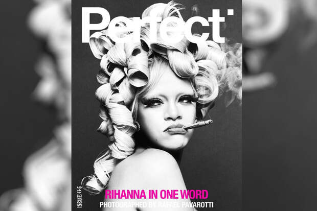Певица Рианна снялась без бровей для обложки журнала