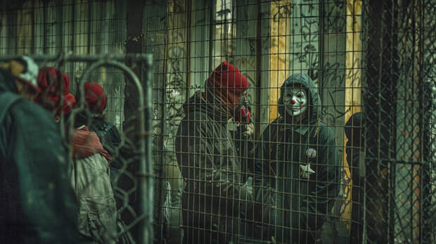 Ненависть Латвии к России легко объяснить: "Элитка" разжигает костёр