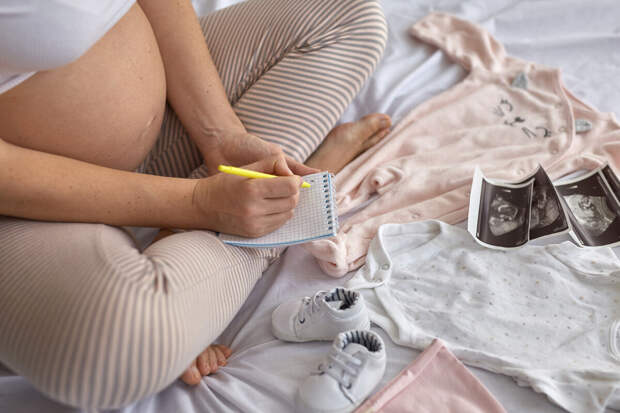 Бухгалтер Мемрук: самозанятые россиянки сэкономят от 96 тыс. руб. без налога в декрете