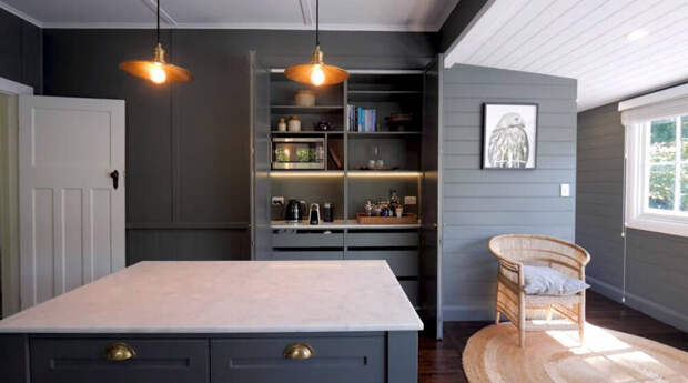 Жизнь часто забрасывает нас довольно далеко от тех мест, где мы родились и провели своё детство.-6-4