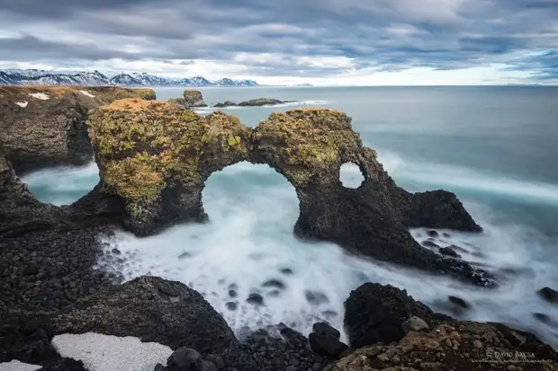 Каменная арка Гатклеттур (Gatklettur) исландия, красиво, красивый вид, природа, путешествия, туризм, фото, фотограф