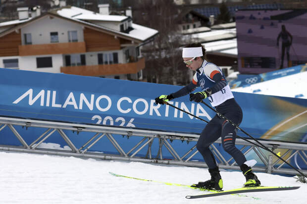Лыжницу Непряеву дисквалифицировали на Олимпиаде после ошибки с лыжами
