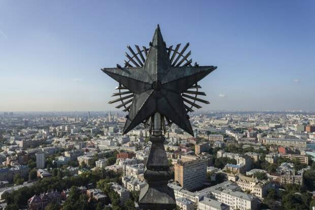 SevenSisters07 Звезды сталинских высоток, которые вы никогда не видели