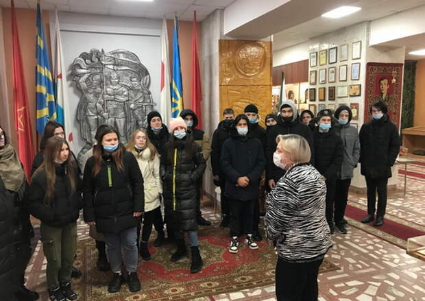 В Новосибирском ВВКУ прошли учебные сборы со студентами политехнического колледжа