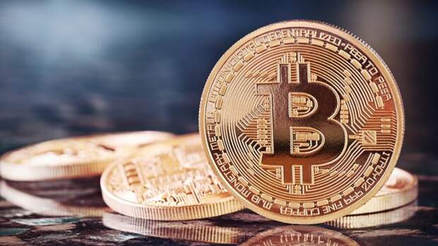 Цена биткоина обновила годовой максимум, превысив 000