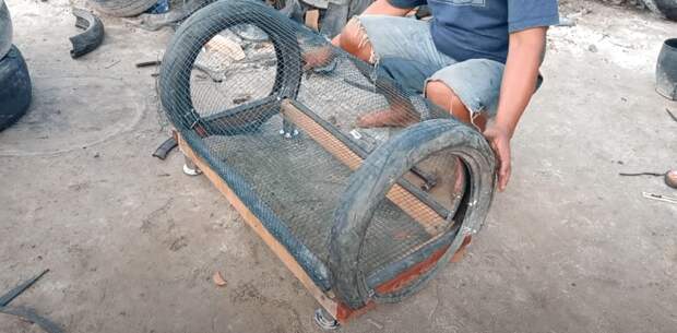 Отличный мини-курятник из старой покрышки