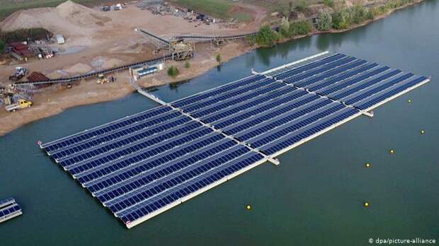 Плавучая солнечная электростанция в немецком городе Веце