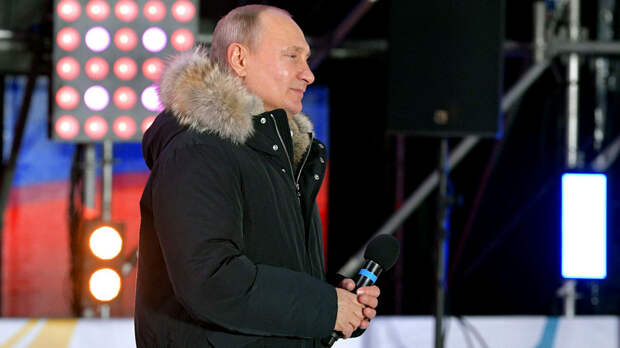 У Путина остался максимум год: дальше возможен всплеск социального недовольства / Леонид Развозжаев об итогах выборов и дальнейших перспективах