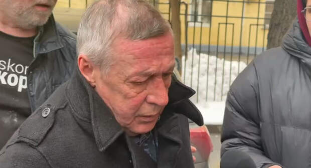 Михаил Ефремов снова на сцене: первый выход после освобождения