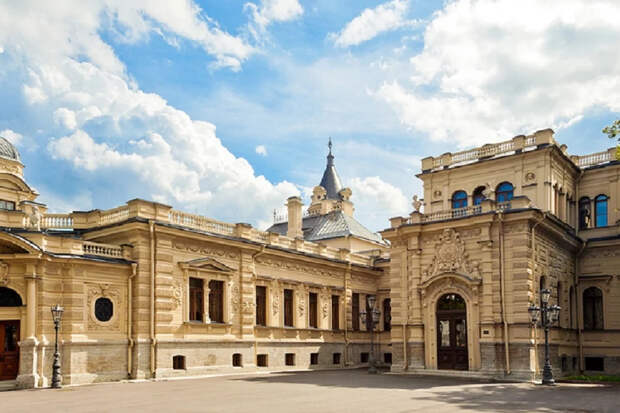 Особняк-мечта: как дворец Алексея Александровича стал Домом музыки