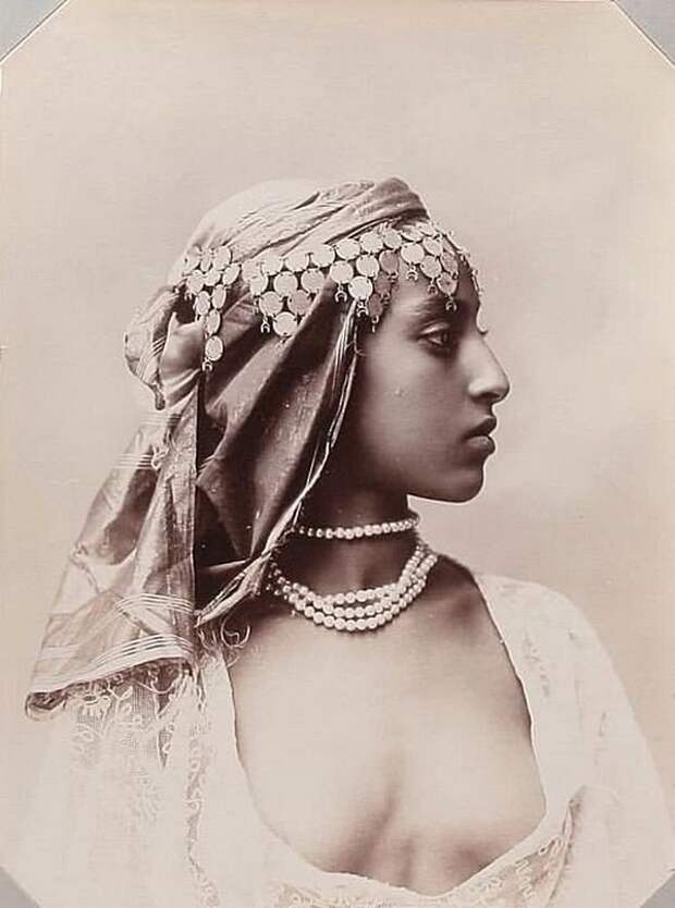Фотография египетской женщины, фото около 1870 года Историческая фотография, редкие фотографии, ретро фото, фото