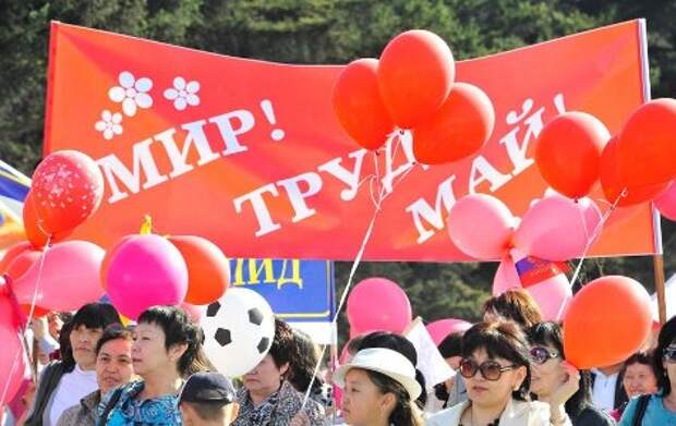 Россиян в конце апреля ожидает четырехдневная рабочая неделя