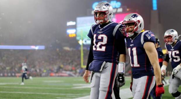 julian edelman and tom brady on the patriots