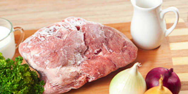 Как правильно разморозить мясо