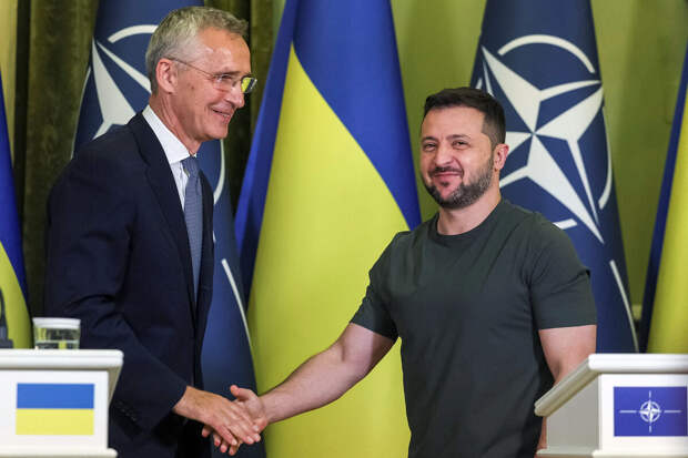 Столтенберг: НАТО не будет решать за Украину, на каких условиях заключать мир