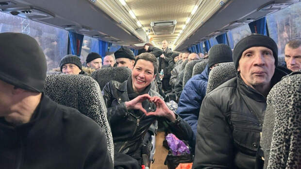 Помилованных Лукашенко оппозиционеров Бабарико и Колесникову увезли на Украину