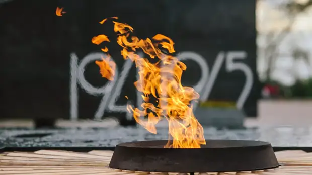 В Нижнем Новгороде зажгли ещё один вечный огонь